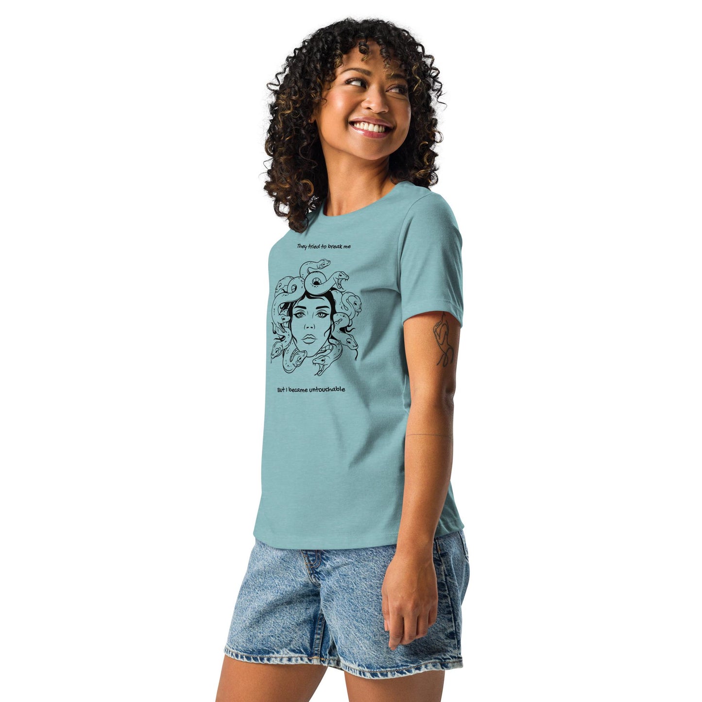 Medusa black - Women's Relaxed T-Shirt